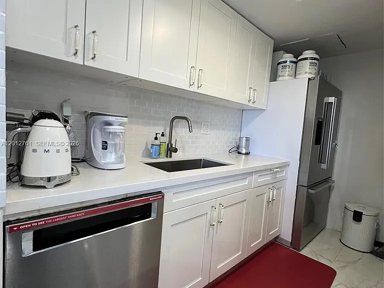 880 NE 69th St #11M — Photo 14