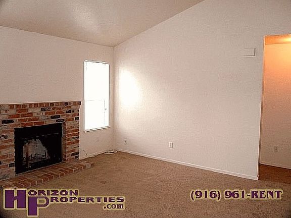 (4) : 9145 Newhall Dr Sacramento, CA