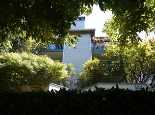 6010 Fauntleroy Way SW APT 201, Seattle, WA 98136