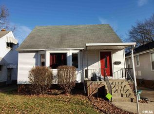 2048 N 7th St, Springfield, IL 62702