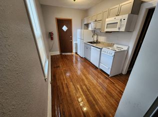 432 N Dewey St #2, Saint Paul, MN 55104