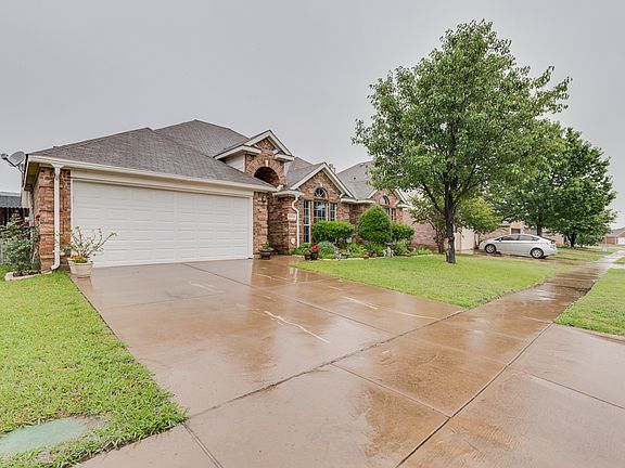 2nd image of 8214 Shoshoni Dr