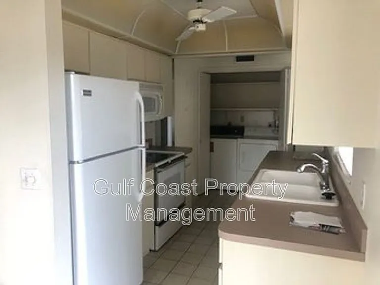 2125 Pueblo Cir #V-7 — Photo 12