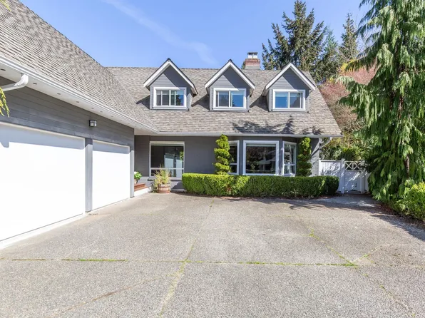 2434 127th St, Surrey, BC V4A 8H4