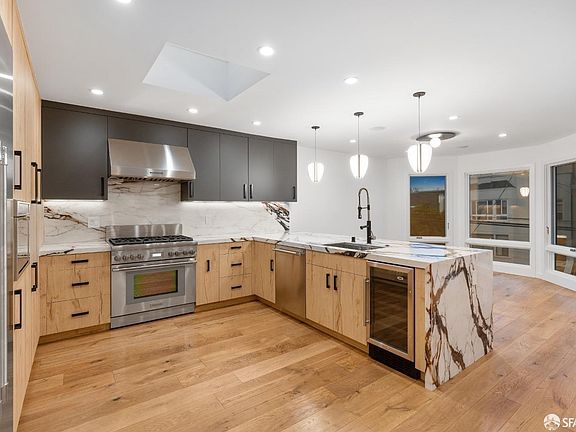 4th image of 174 18th Ave #172