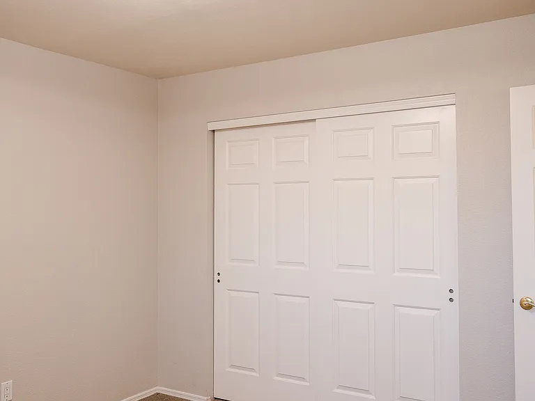 3980 E Graythorn St — Photo 72