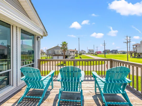 22022 Zachary Dr, Galveston, TX 77554