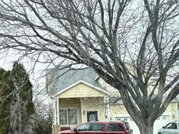 3811 Bison Ln, Pueblo, CO 81005