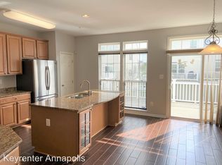 7642 Sandhurst Ln, Hanover, MD 21076