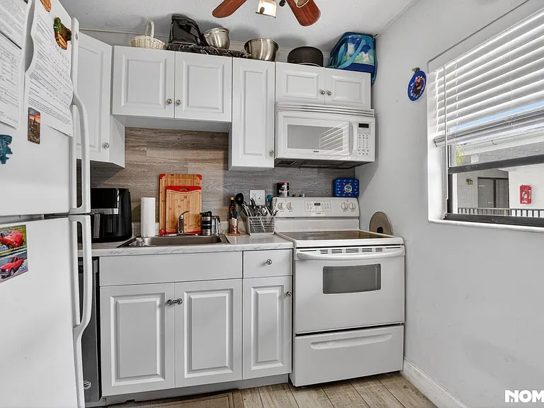 1500 Virginia Ave #203 — Photo 14