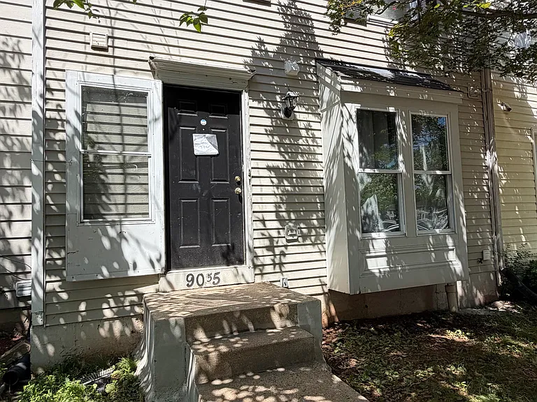 New Britain Cir — Photo 2