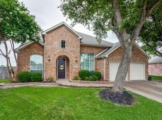 2406 Roberta Ct, Garland, TX 75040