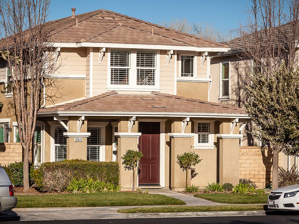 1st image of 27411 Coldwater Dr