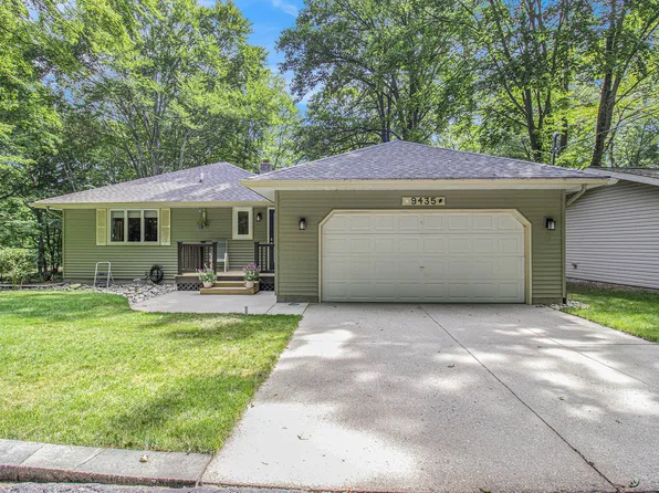 9435 Golf Port Dr, Stanwood, MI 49346