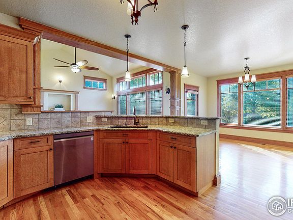 4th image of 4801 Brenton Dr