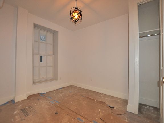 3rd image of 473 Park Pl #Ace