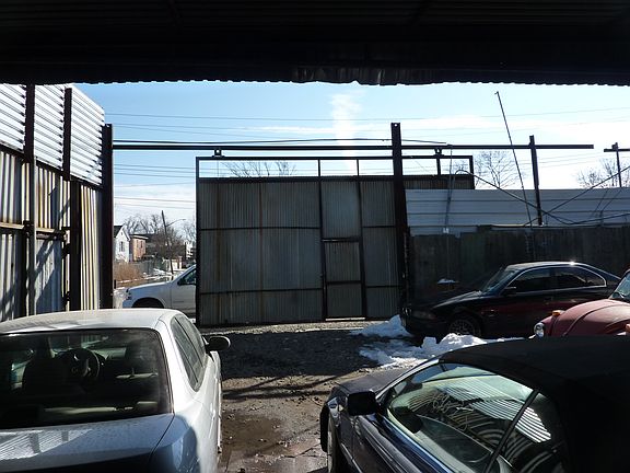 4th image of 7609 Blake Ave