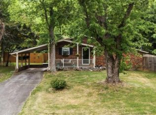 1408 Montvale Station Rd, Maryville, TN 37803