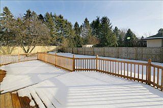 2nd image of 6011 Evergreen St