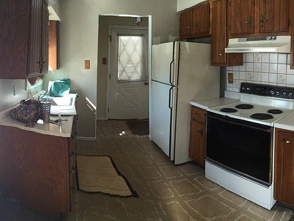 5th image of 33 Granada Pkwy