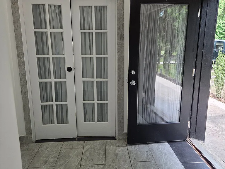 4900 E Joppa Rd — Photo 2
