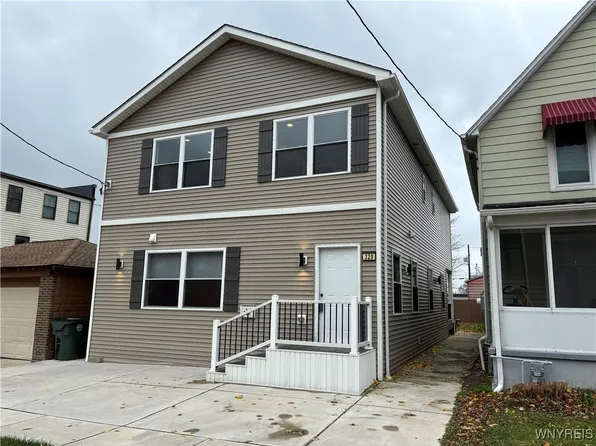 320 Easton St, Depew, NY 14043