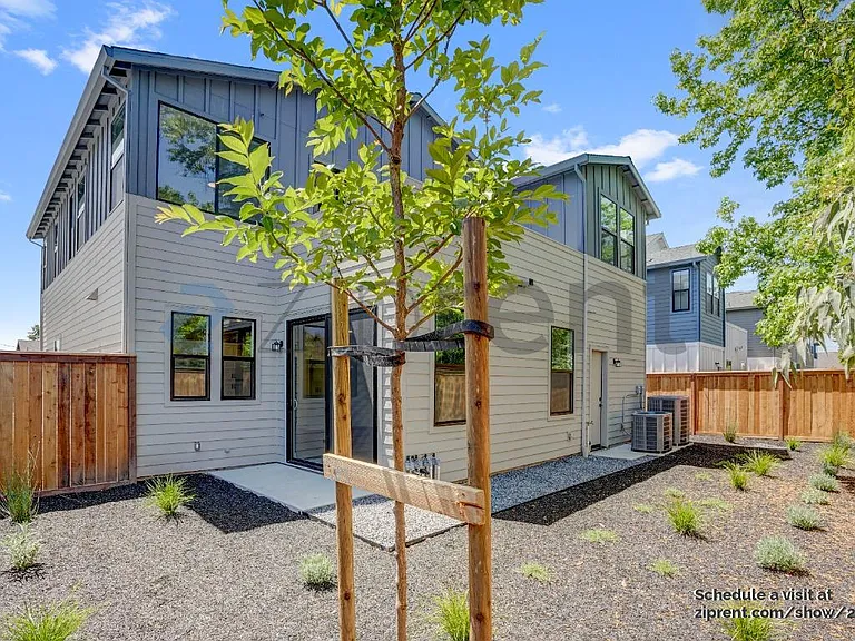 2203 Versaro Dr — Photo 21