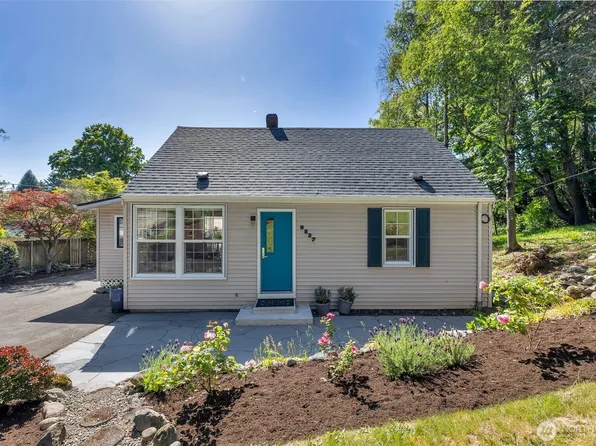 9827 22nd Avenue SW, Seattle, WA 98106