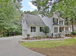 49 Montrose Ln, Sharpsburg, GA 30277