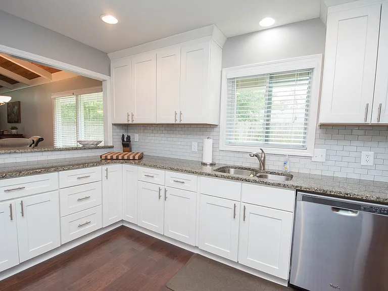 209 Waterwood Bnd — Photo 10
