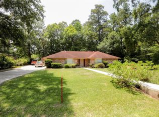 420 Caesars Cir, New Caney, TX 77357