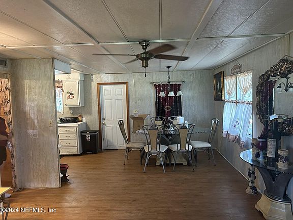 4th image of 114 PARK Circle