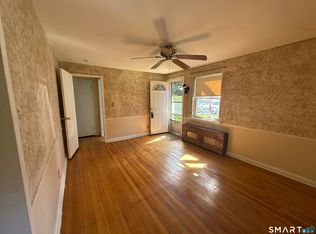 241 Seaton Rd APT 2, Stamford, CT 06902