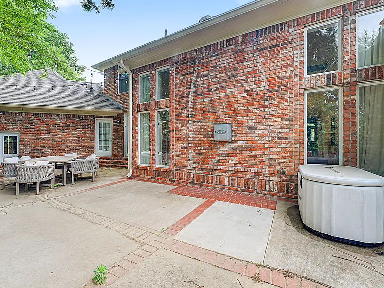 1801 El Contento Cir — Photo 34