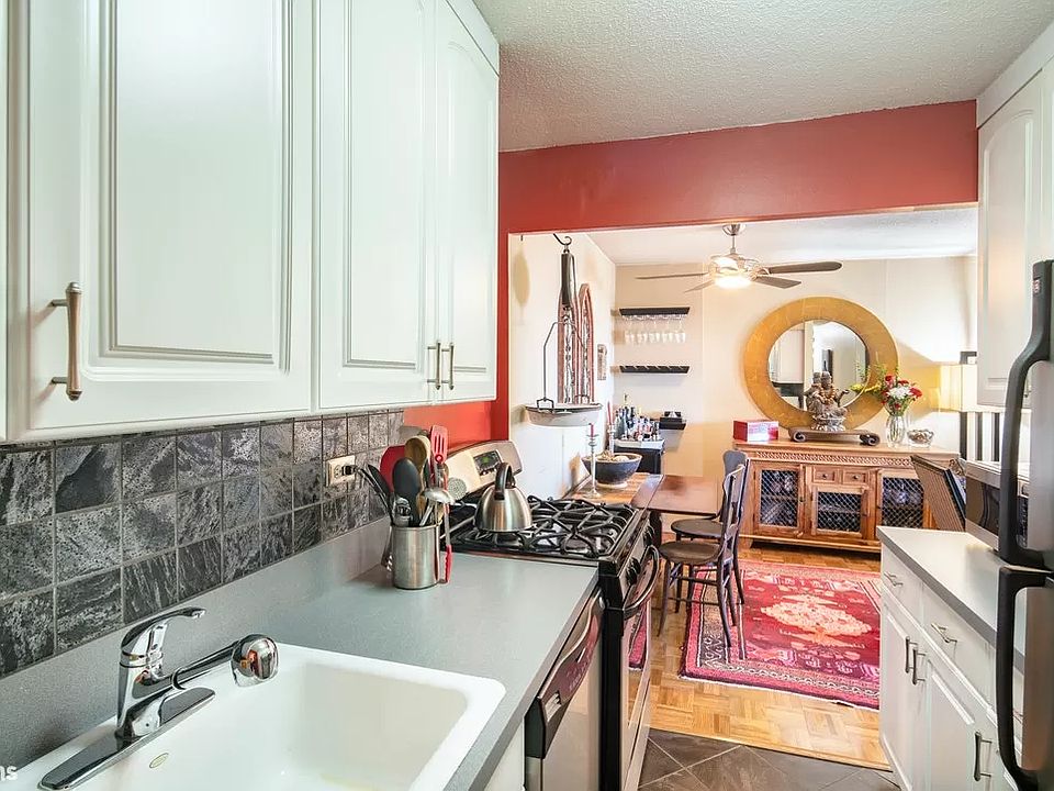 2nd image of 1641 3rd Ave APT 35G