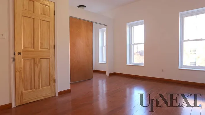 Rented by UpNext Real Estate | media 28