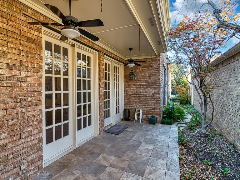 5920 Encore Dr — Photo 33