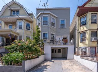 73 Van Reypen St #2, Jersey City, NJ 07306