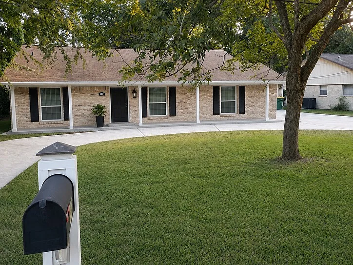 3 bed, 2029 sqft, $1,850 — Photo 3