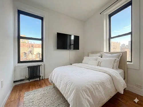 18 King St #1 Photo 1