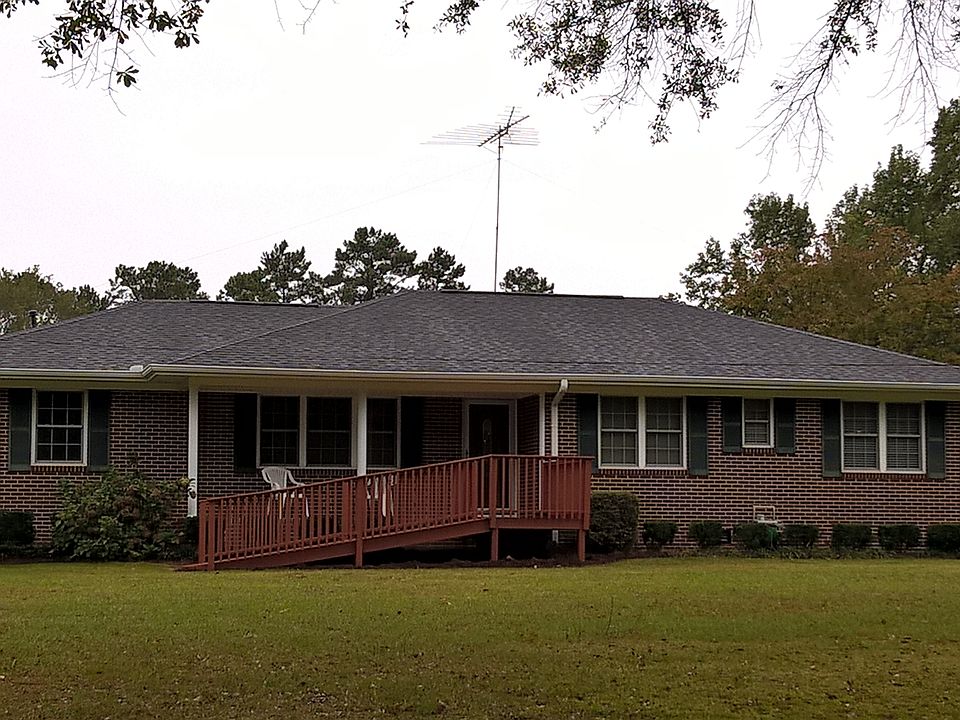Brick Ranch - Vinyl Trim
