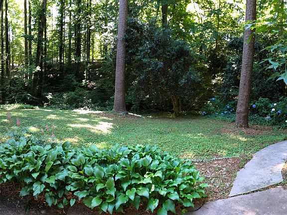 5th image of 1239 Arborvista Dr NE
