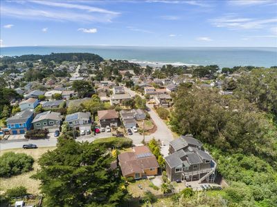 807 Tierra Alta St, Moss Beach, CA, 94038