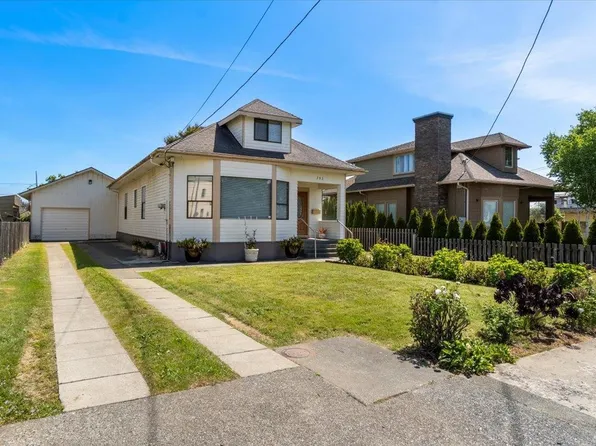 753 H St, Crescent City, CA 95531