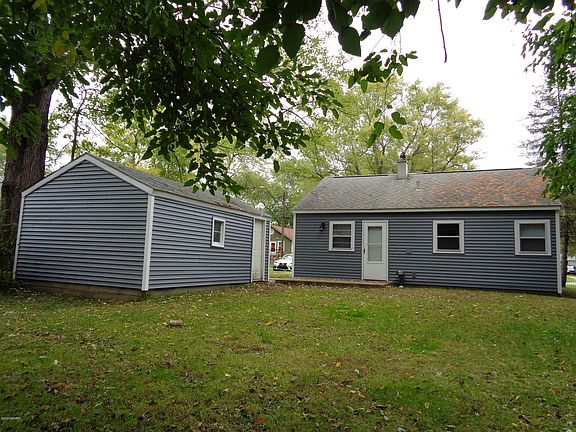 4th image of 525 Washburn Ave