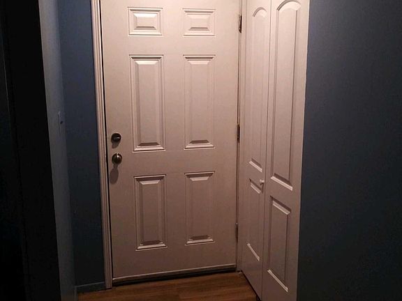 3rd image of 8322 Grandview Ln