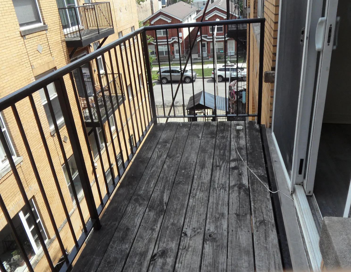 2 bed, 900 sqft, $1,500 — Photo 4