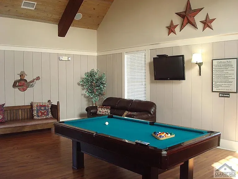1035 Barnett Shoals Rd #233 — Photo 3