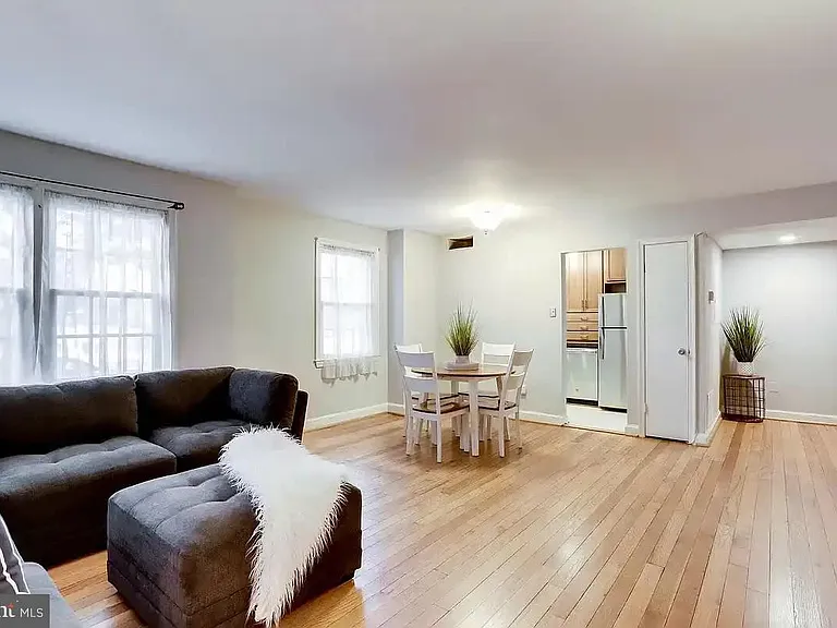 1319 S Walter Reed Dr #19104 — Photo 4