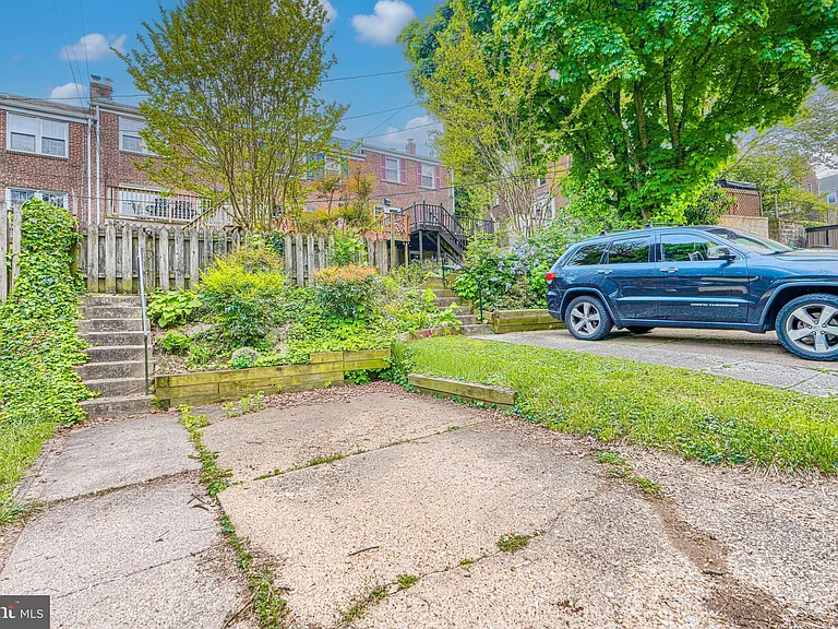 372 Old Trail Rd — Photo 46